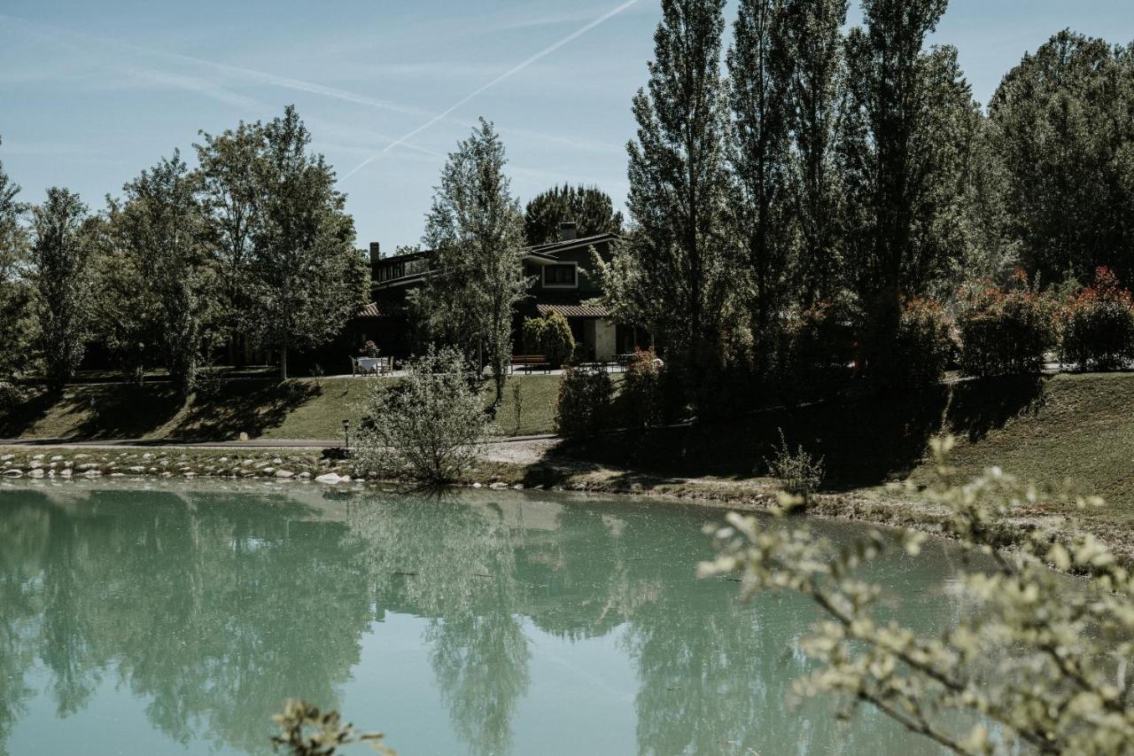 L'Anfora Country Club Bed and Breakfast Basciano Eksteriør billede